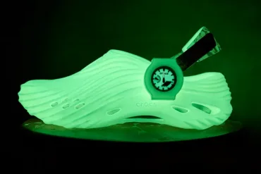 Crocs x G-SHOCK