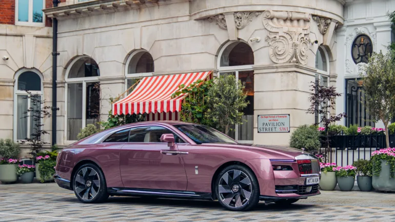 Rolls-Royce Spectre Velvet Orchid