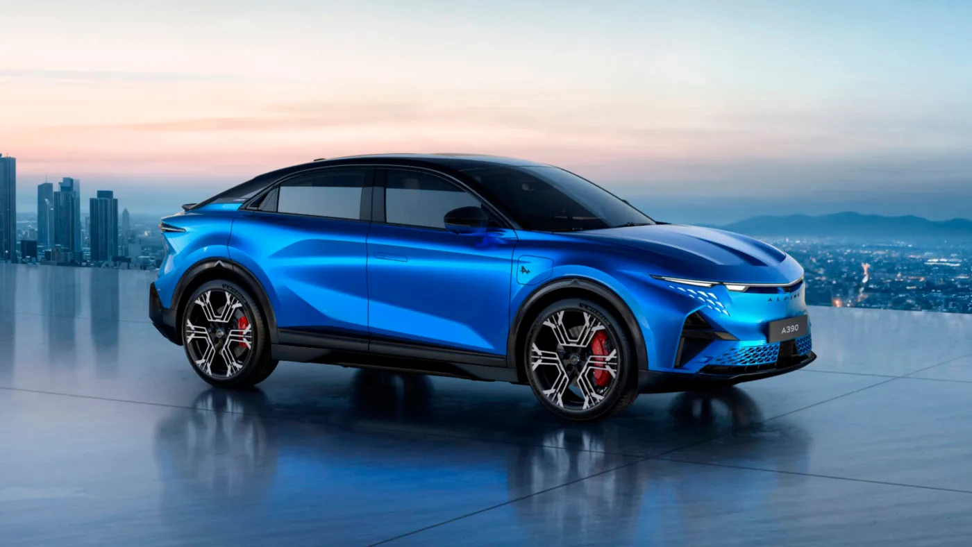 Alpine A390