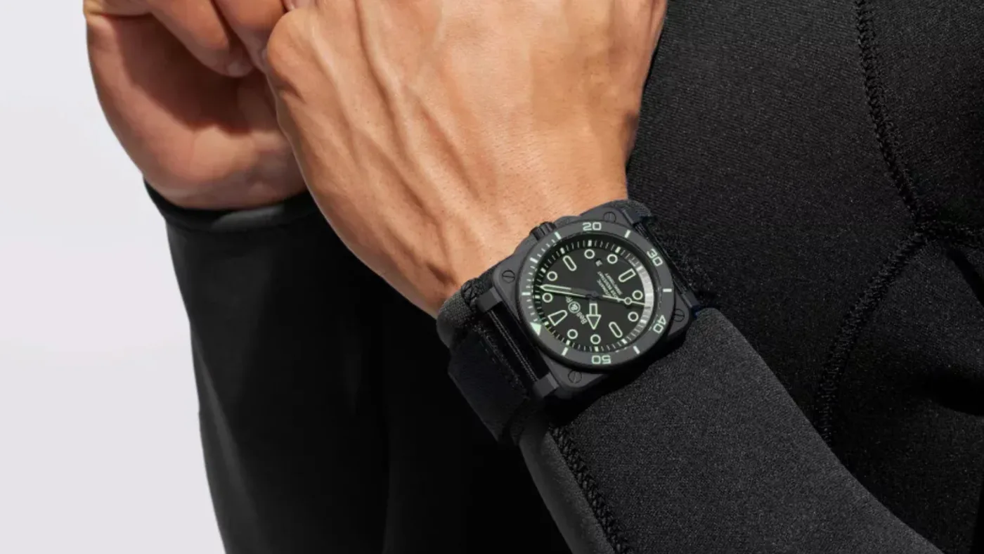 Bell & Ross BR-03 Diver Lum Outline