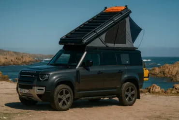 Land Rover Defender Alu-Cab PopUp integriran strešni šotor