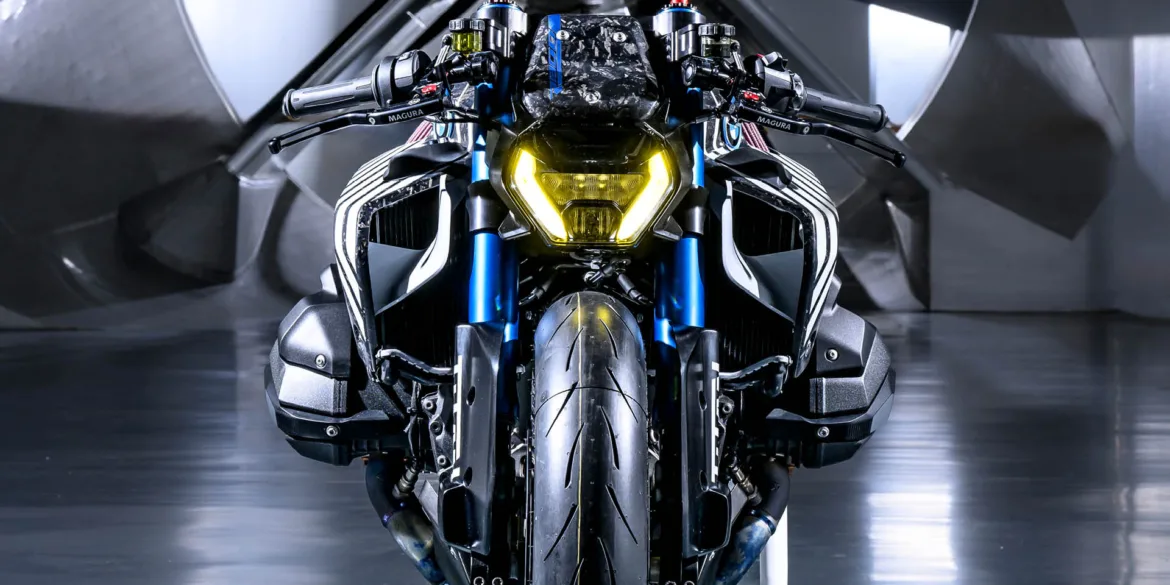 BMW R 1300 R "TITAN"