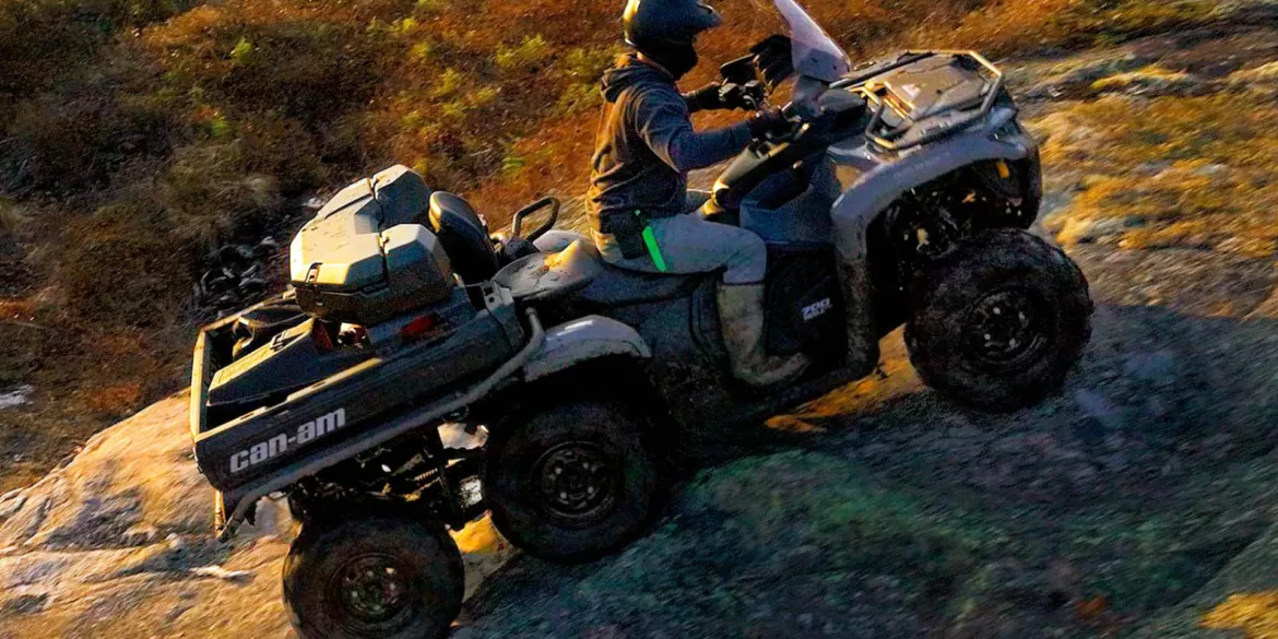 Can‑Am Outlander MAX 6×6 Backcountry