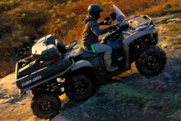 Can‑Am Outlander MAX 6×6 Backcountry