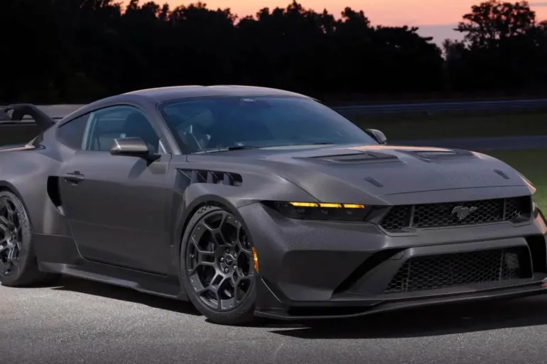 Ford Mustang GTD Liquid Carbon