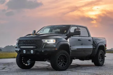 Hennessey Mammoth 700