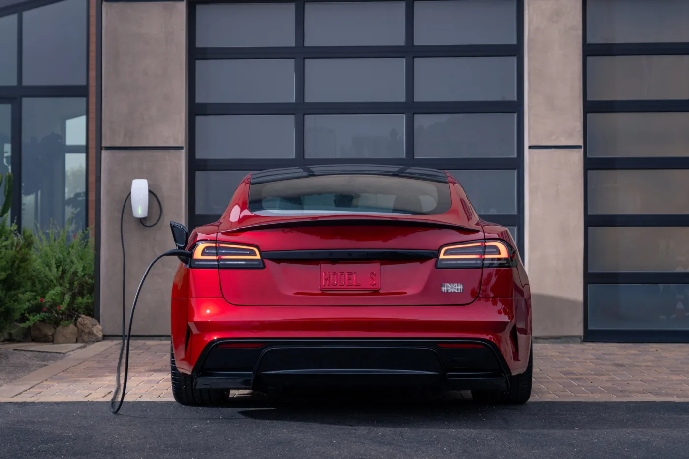 Tesla Model S Plaid 2025